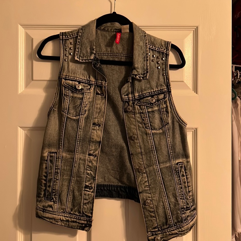 Divided (H&M) Jean Vest